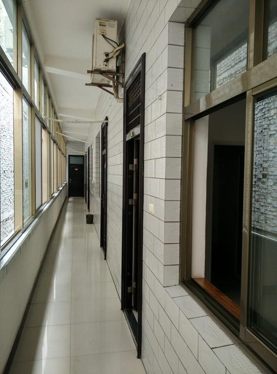 Huashan International Youth Hostel Huayin Екстериор снимка