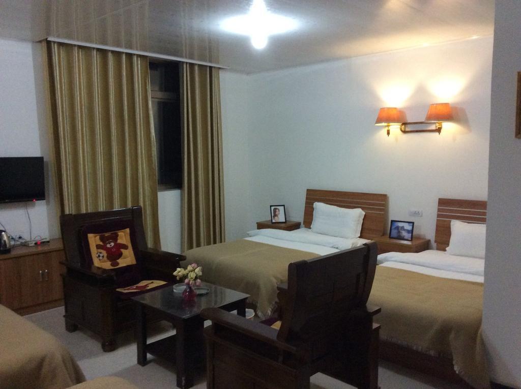 Huashan International Youth Hostel Huayin Стая снимка
