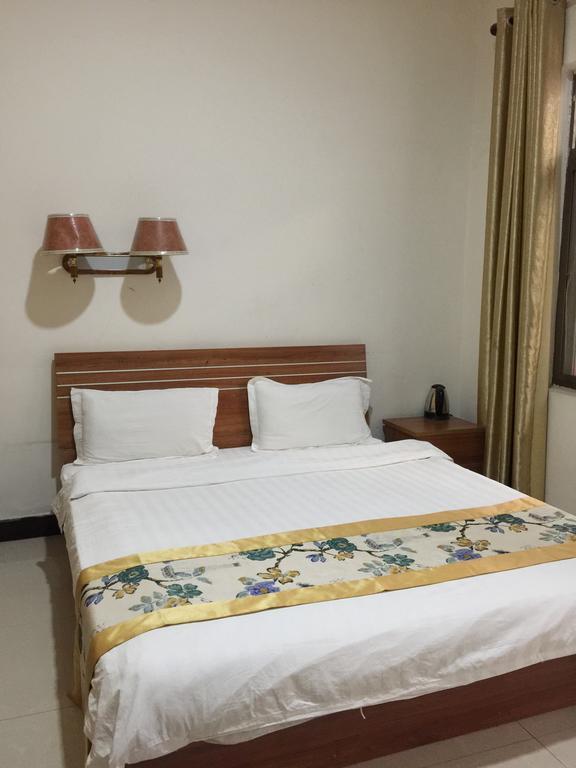 Huashan International Youth Hostel Huayin Екстериор снимка